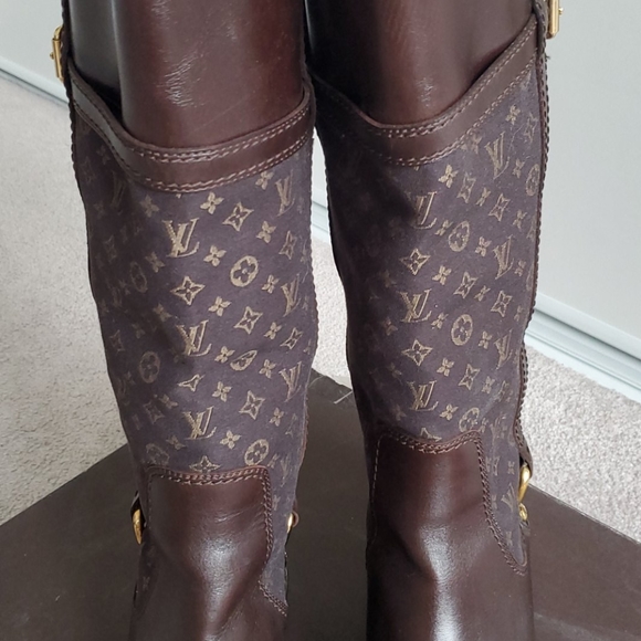 Louis Vuitton monogram mini lin riding boots - Picture 8 of 11